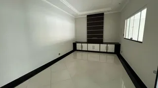 Casa com 3 Quartos à venda, 220m² no Custódio Pereira, Uberlândia - Foto 12