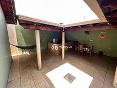 Casa com 3 Quartos à venda, 194m² no Santos Dumont, Uberaba - Foto 18