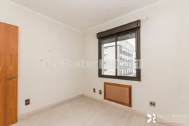 Apartamento com 2 Quartos à venda, 71m² no Jardim Lindóia, Porto Alegre - Foto 6