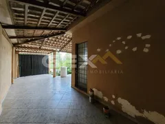 Casa com 3 Quartos à venda, 155m² no Belvedere, Divinópolis - Foto 3