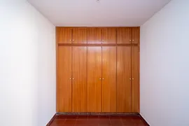 Casa com 4 Quartos para alugar, 266m² no Setor Bueno, Goiânia - Foto 27
