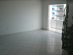 Apartamento com 4 Quartos para alugar, 130m² no Costa Azul, Salvador - Foto 1