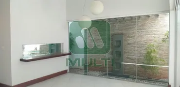 Casa com 3 Quartos para alugar, 436m² no Gávea, Uberlândia - Foto 35