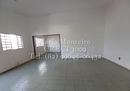 Casa com 2 Quartos para alugar, 90m² no Tabuleiro do Martins, Maceió - Foto 4