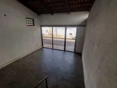 Casa com 3 Quartos à venda, 284m² no Loteamento Celina Park, Goiânia - Foto 3