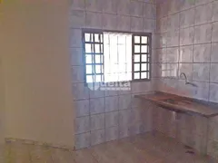 Casa com 3 Quartos à venda, 63m² no Jardim Patrícia, Uberlândia - Foto 6