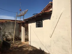 Casa com 3 Quartos para alugar, 90m² no Centro, Tatuí - Foto 6