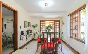 Casa com 4 Quartos à venda, 259m² no Espiríto Santo, Porto Alegre - Foto 6