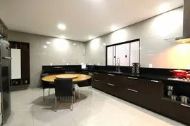 Casa com 3 Quartos à venda, 280m² no Vila Santa Cruz, Franca - Foto 6