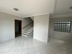 Sobrado com 3 Quartos à venda, 101m² no Jardim Oriente, Londrina - Foto 3