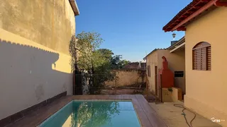 Casa com 3 Quartos para alugar, 200m² no Vila Regina, Goiânia - Foto 24
