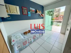 Casa com 4 Quartos à venda, 200m² no Itaipu, Niterói - Foto 33