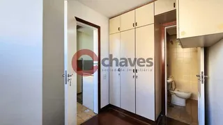Apartamento com 3 Quartos para alugar, 135m² no Arpoador, Rio de Janeiro - Foto 22
