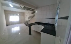 Casa de Condomínio com 3 Quartos para alugar, 120m² no Jardim Tupanci, Barueri - Foto 2