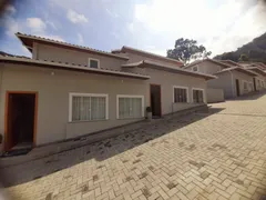 Casa com 3 Quartos à venda, 133m² no Mosela, Petrópolis - Foto 37