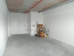 Conjunto Comercial / Sala para alugar, 35m² no Parque Residencial Aquarius, São José dos Campos - Foto 2