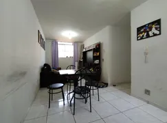 Apartamento com 3 Quartos à venda, 77m² no Jardim Universitario, Maringá - Foto 2