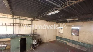 Galpão / Depósito / Armazém com 5 Quartos para alugar, 360m² no Betânia, Belo Horizonte - Foto 9