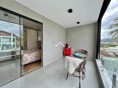 Casa com 4 Quartos à venda, 195m² no Piratininga, Niterói - Foto 24