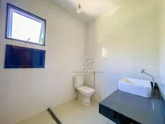 Casa com 4 Quartos à venda, 219m² no Granja Guarani, Teresópolis - Foto 22