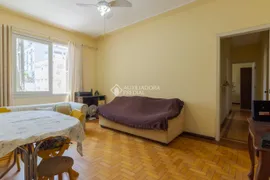 Apartamento com 2 Quartos à venda, 70m² no Auxiliadora, Porto Alegre - Foto 2