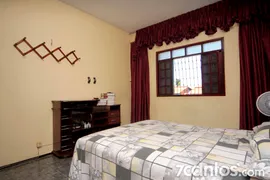 Casa com 4 Quartos para alugar, 400m² no Serrinha, Fortaleza - Foto 10