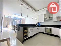 Casa de Condomínio com 4 Quartos à venda, 224m² no Condomínio Portal da Serra, Bragança Paulista - Foto 1