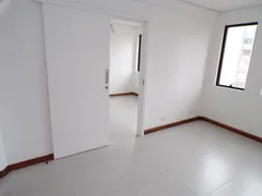 Conjunto Comercial / Sala para alugar, 32m² no Centro, Curitiba - Foto 3