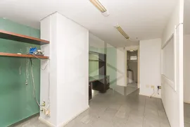 Conjunto Comercial / Sala para alugar, 151m² no Auxiliadora, Porto Alegre - Foto 17