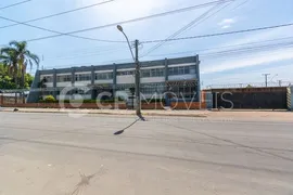 Galpão / Depósito / Armazém para alugar, 612m² no Navegantes, Porto Alegre - Foto 1