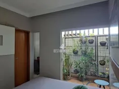 Apartamento com 2 Quartos à venda, 72m² no Novo Mundo, Uberlândia - Foto 2