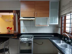 Casa com 4 Quartos à venda, 260m² no Vila Jardim, Porto Alegre - Foto 14