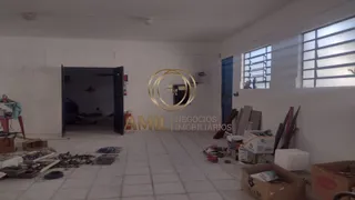 Loja / Salão / Ponto Comercial para venda ou aluguel, 360m² no Vila Guaianazes, São José dos Campos - Foto 17