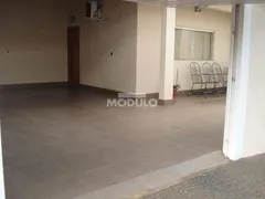 Casa Comercial com 3 Quartos para alugar, 180m² no Brasil, Uberlândia - Foto 18