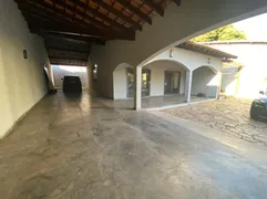 Casa Comercial com 6 Quartos para alugar, 600m² no Goiabeiras, Cuiabá - Foto 4