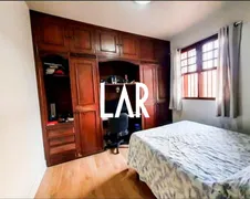 Casa com 4 Quartos à venda, 325m² no Santa Rosa, Belo Horizonte - Foto 11