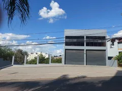 Prédio Inteiro à venda, 600m² no Jardim Itú Sabará, Porto Alegre - Foto 1