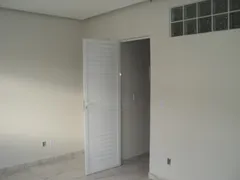 Apartamento com 1 Quarto para alugar, 43m² no Parque Tietê, São João de Meriti - Foto 12