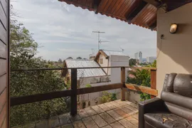 Casa Comercial com 6 Quartos para alugar, 350m² no Boa Vista, Porto Alegre - Foto 33