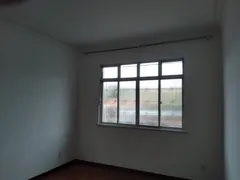 Apartamento com 3 Quartos para alugar, 70m² no Cascadura, Rio de Janeiro - Foto 4