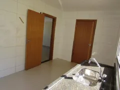 Sobrado com 3 Quartos à venda, 131m² no Santa Genoveva, Goiânia - Foto 11