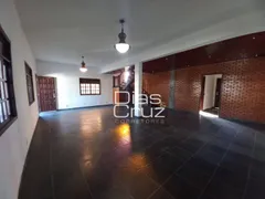 Casa com 4 Quartos à venda, 234m² no Centro, Rio das Ostras - Foto 2