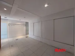 Conjunto Comercial / Sala para alugar, 338m² no Itacorubi, Florianópolis - Foto 29