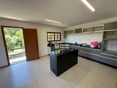 Casa com 3 Quartos à venda, 214m² no Vale dos Pinheiros, Nova Friburgo - Foto 6