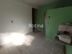 Casa de Condomínio com 2 Quartos à venda, 240m² no Santa Mônica, Uberlândia - Foto 9