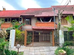 Casa com 3 Quartos à venda, 135m² no Guarujá, Porto Alegre - Foto 1