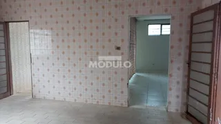 Casa com 3 Quartos à venda, 109m² no Martins, Uberlândia - Foto 4