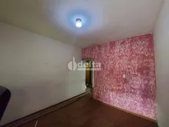 Casa com 3 Quartos à venda, 233m² no Planalto, Uberlândia - Foto 4