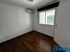 Casa de Condomínio com 3 Quartos para venda ou aluguel, 334m² no Vila Madalena, São Paulo - Foto 13