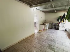 Casa com 3 Quartos à venda, 130m² no Jardim Auroras, Uberlândia - Foto 12